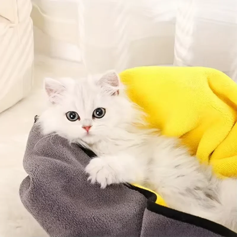 Hot Pet Absorbent Towel Microfiber Dog Bathing Towel Dog Bathrobes Wiping Cloth